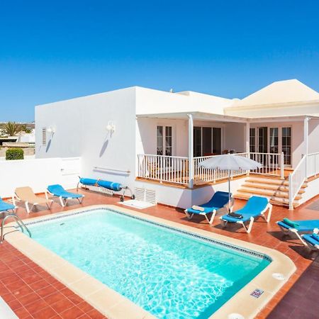 Villa Tania Puerto del Carmen  Exteriör bild